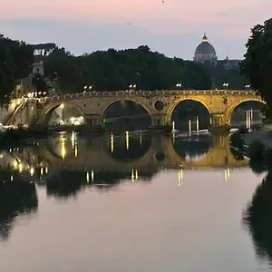 Apartment Trastevere In Charme, Rome