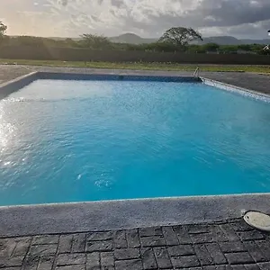  Holiday home Charming Refuge At Colbeck Manor Jamaica
