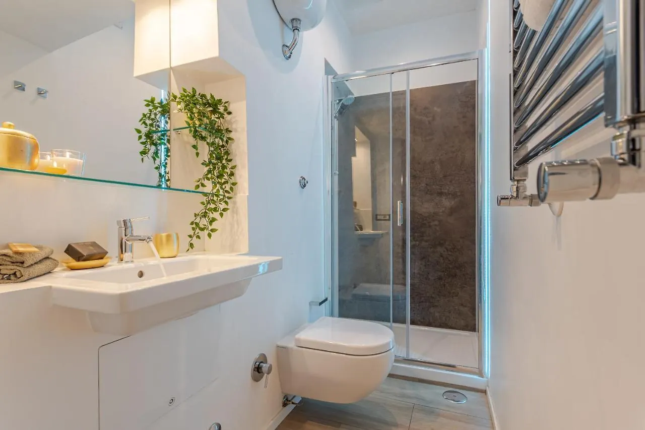 Green Terrace Loft Colosseum Rome Italy